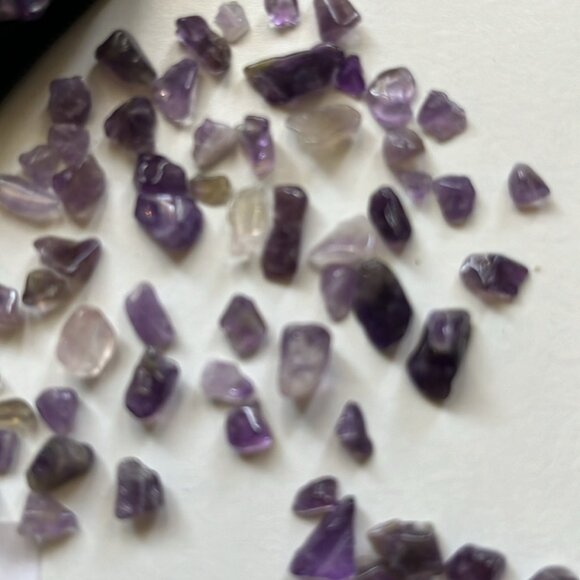 Amethyst Healing Stones in Purple Chakra Pouch โ Crystal Energy Set for Balance - Picture 4 of 7